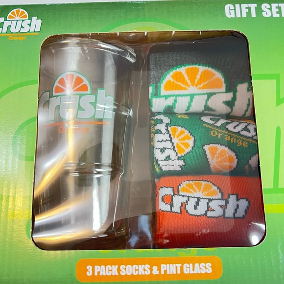 Orange Crush 3 pack pair crew socks and 12 oz pint glass gift set - Picture 6 of 8